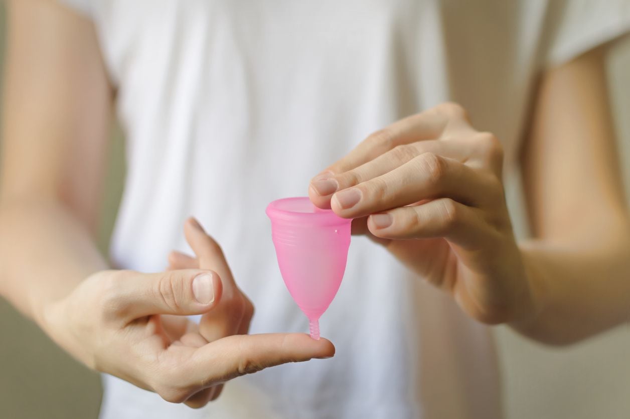 Seguramente has escuchado hablar de la cada vez más famosa copa menstrual, pero ¿conoces sus...