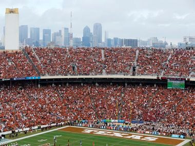 Oklahoma Sooners band takes the field prior to the start of a NCAA football game between the Texas Longhorns and the Oklahoma Sooners at the Cotton Bowl in Dallas on Saturday, October 6, 2018.