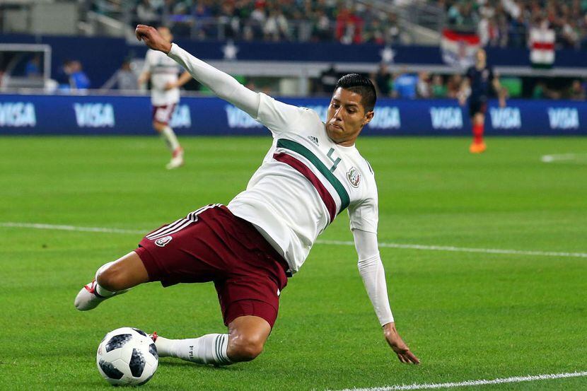 Hugo Ayala fue uno de los jugadores de la selección Mexicana que jugó en el AT&T Stadium el...