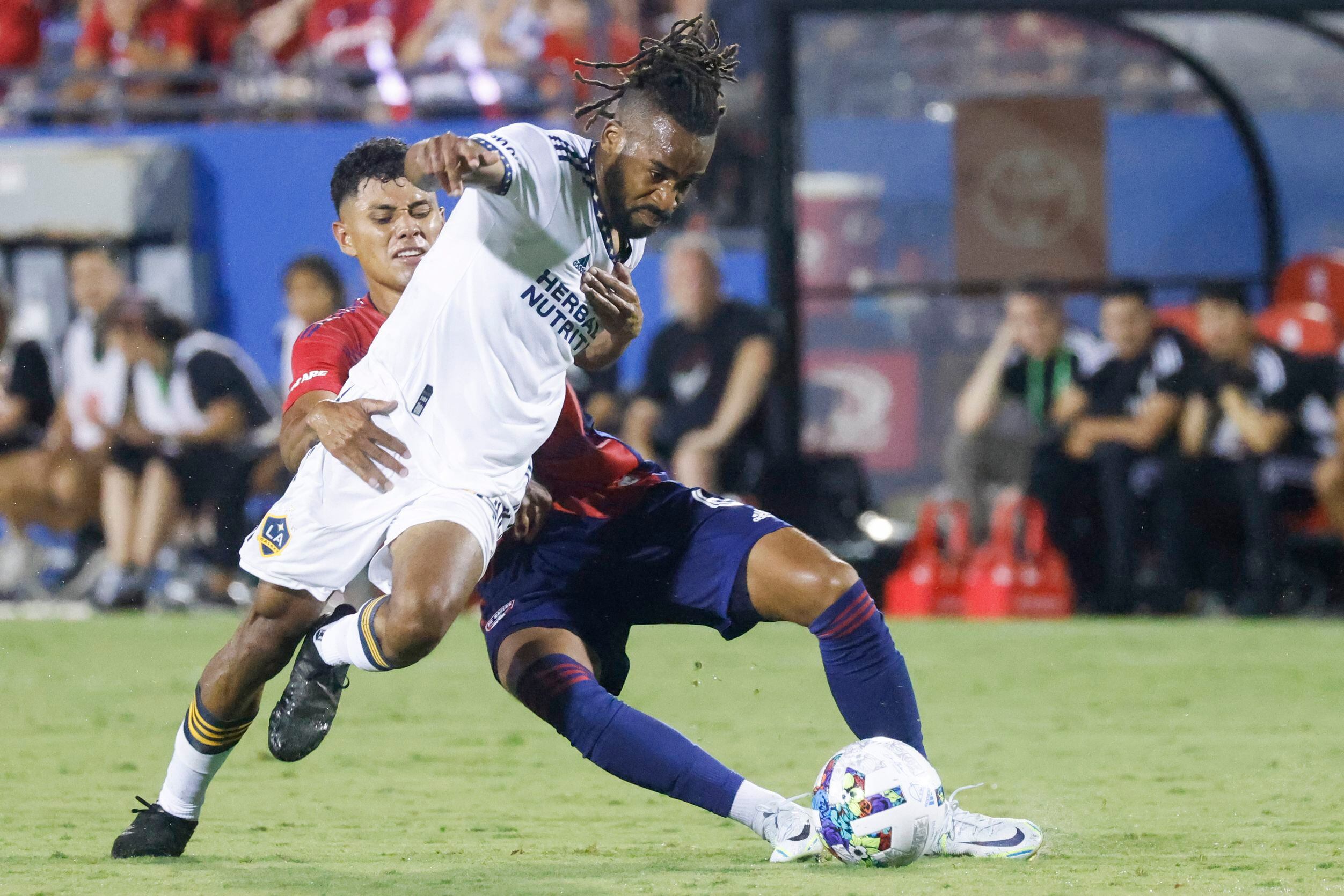 Goalkeeper Maarten Paes the savior for FC Dallas – Richland Student Media