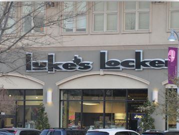 Luke's Locker Plano store closed last week. 