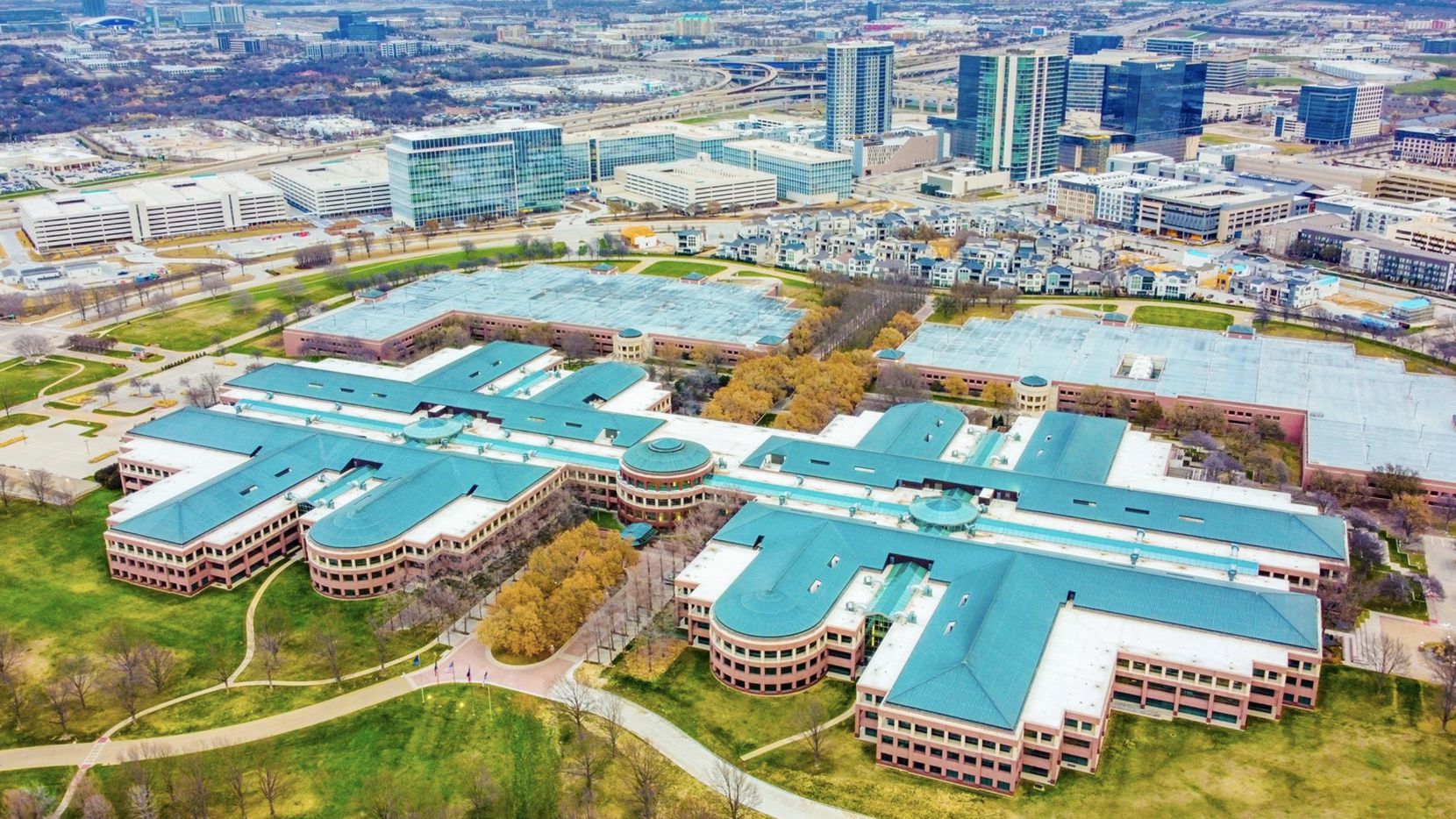 Massive Plano business campus can be yours for $450 million