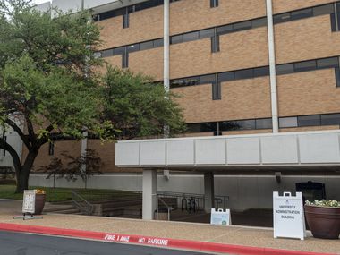 The University of Texas at Arlington changed the name of an administration building whose former namesake held racist attitudes. The school began working immediately on the change as the “Davis Hall” signage was already stripped off the building. Now in its place are banners that bare “University Administration Building.”