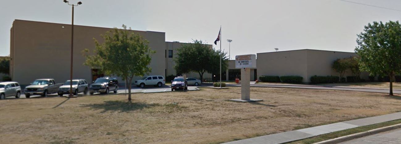 Texas teacher accused of lesbian romps with pupil 
