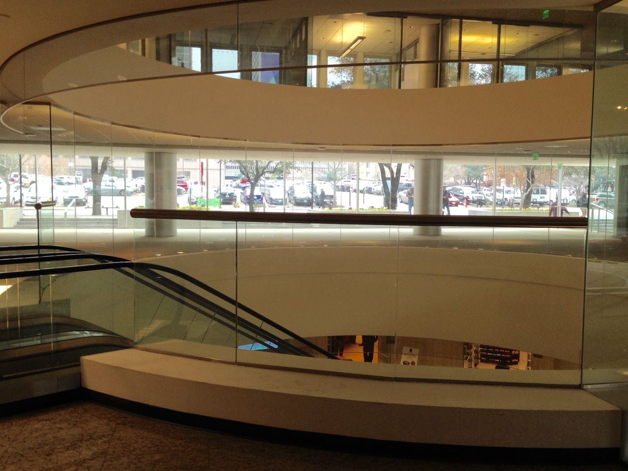 The new architecture center will be in a vacant space off the lobby rotunda.