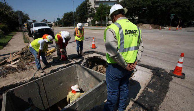 Atmos, la proveedora de gas natural en Dallas, ha notificado al ayuntamiento de su intención...
