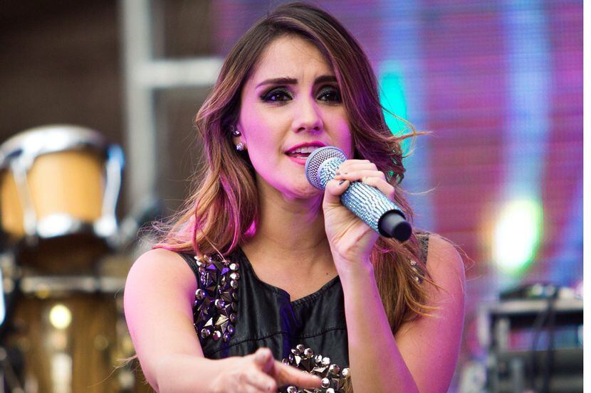 La cantante Dulce María está feliz con el éxito de su tema “Volcamos”./AGENCIA REFORMA
