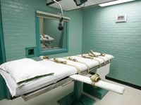 The state of Texas execution chamber in Huntsville, Texas, is pictured on May 27, 2008.