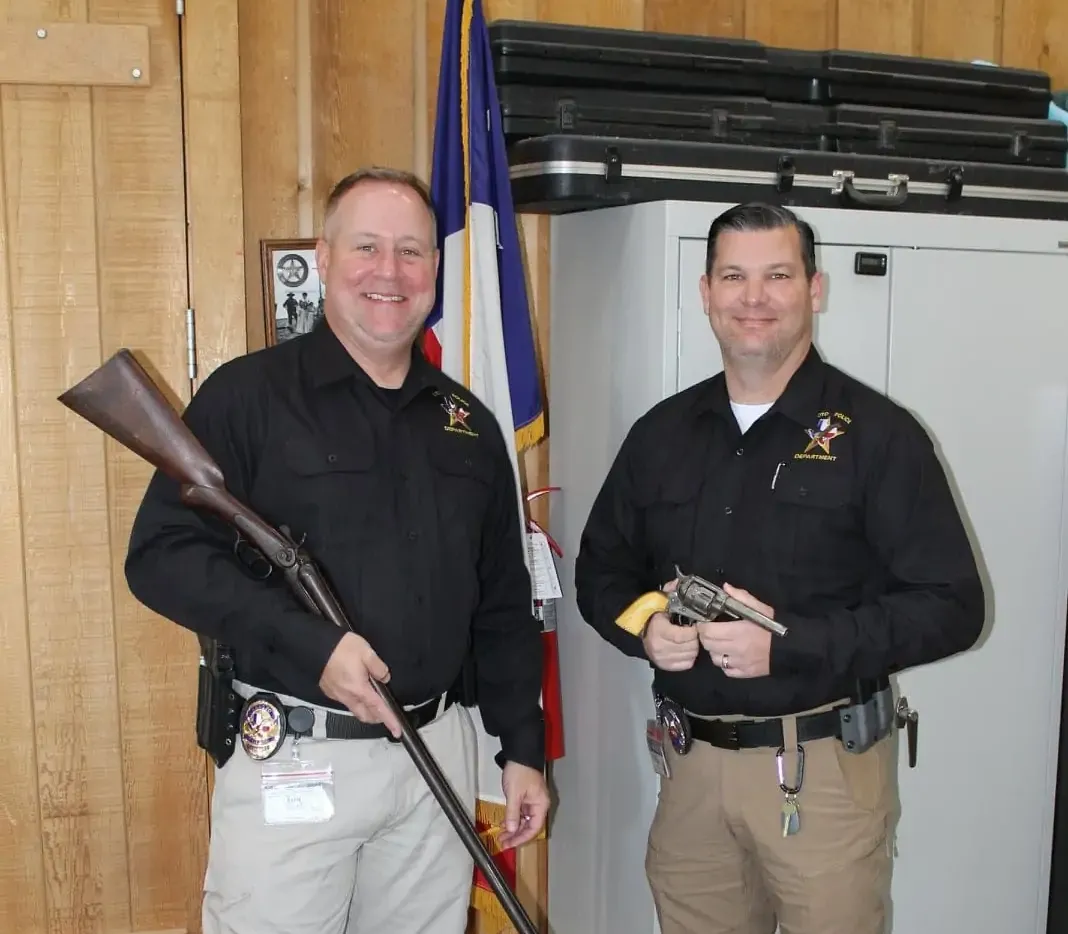 DeSoto Police Donate Two Historical Weapons To Texas Ranger Museum