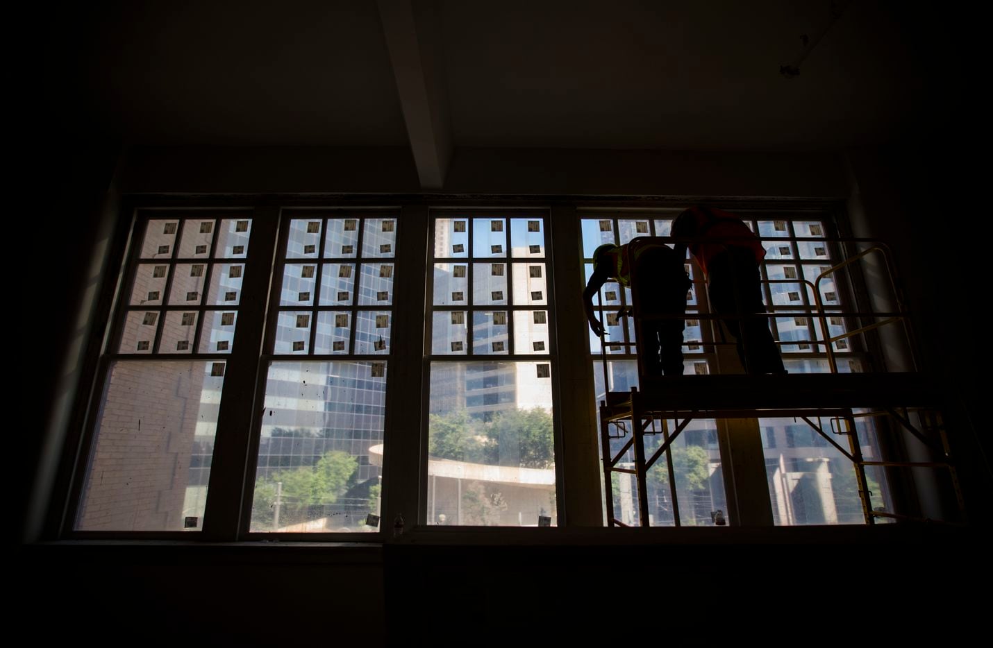 Construction crews are renovating 110-year-old Dallas High School  building into 10,000...