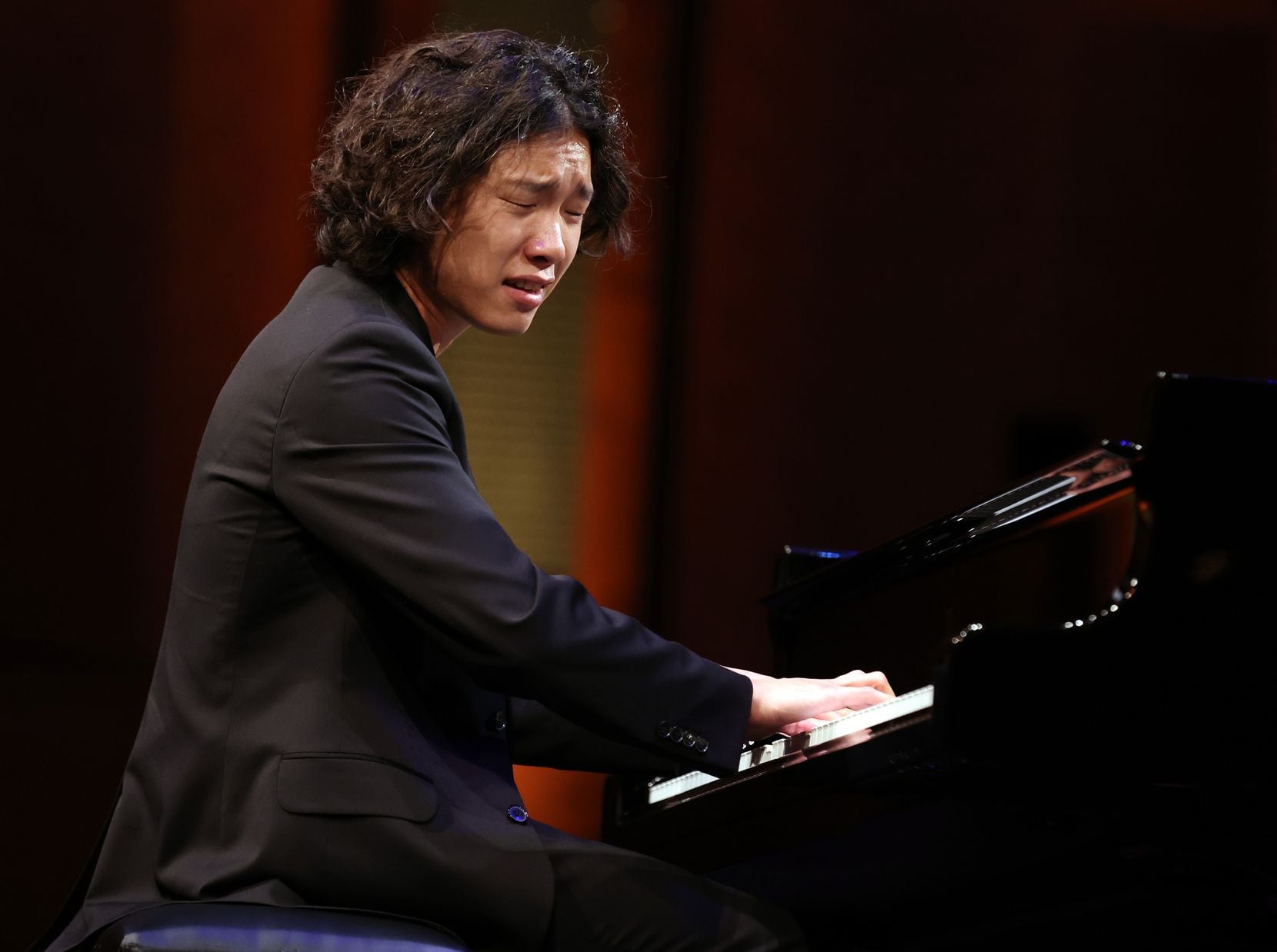 Pianist Jinjyung Park performs in the semifinal round of the 2022 Van Cliburn International...