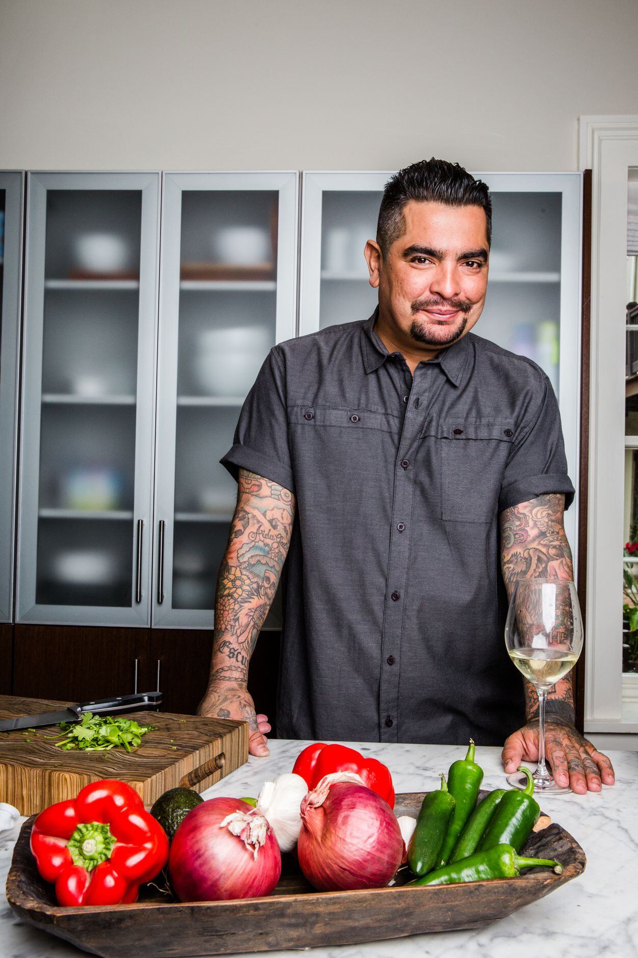 Aarón Sánchez: El Paso celebrity chef on heritage, life lessons, Magazine