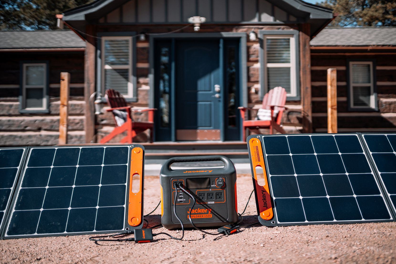 The Jackery Solar Generator 1500 combines the Explorer 1500 Power Station with four...