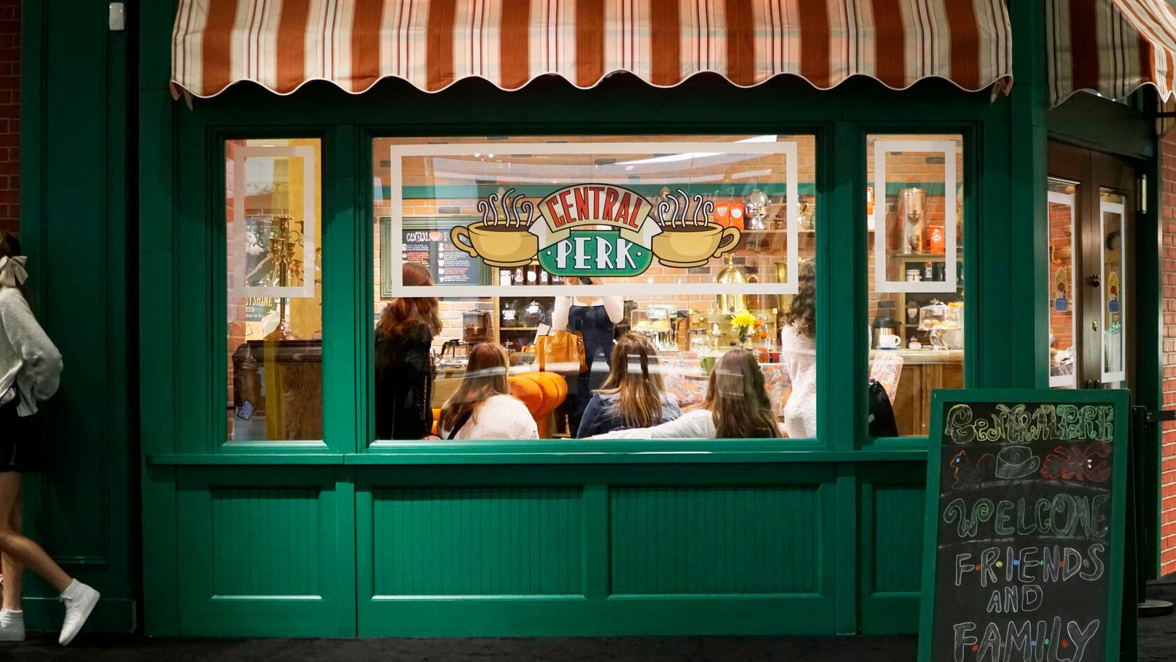 See 12 sets from the TV show "Friends" recreated for The Friends Experience at the Shops at...