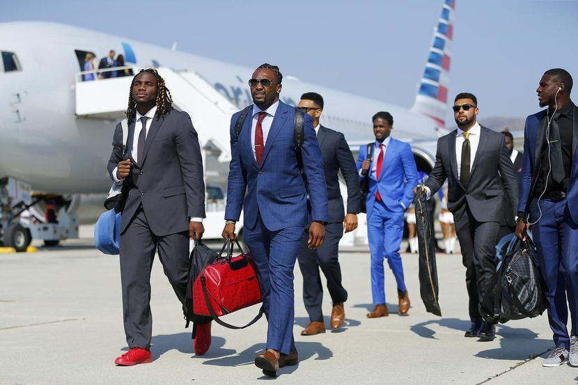 El equipo de los Dallas Cowboys a su llegada a California. (DMN/Tom Fox)
