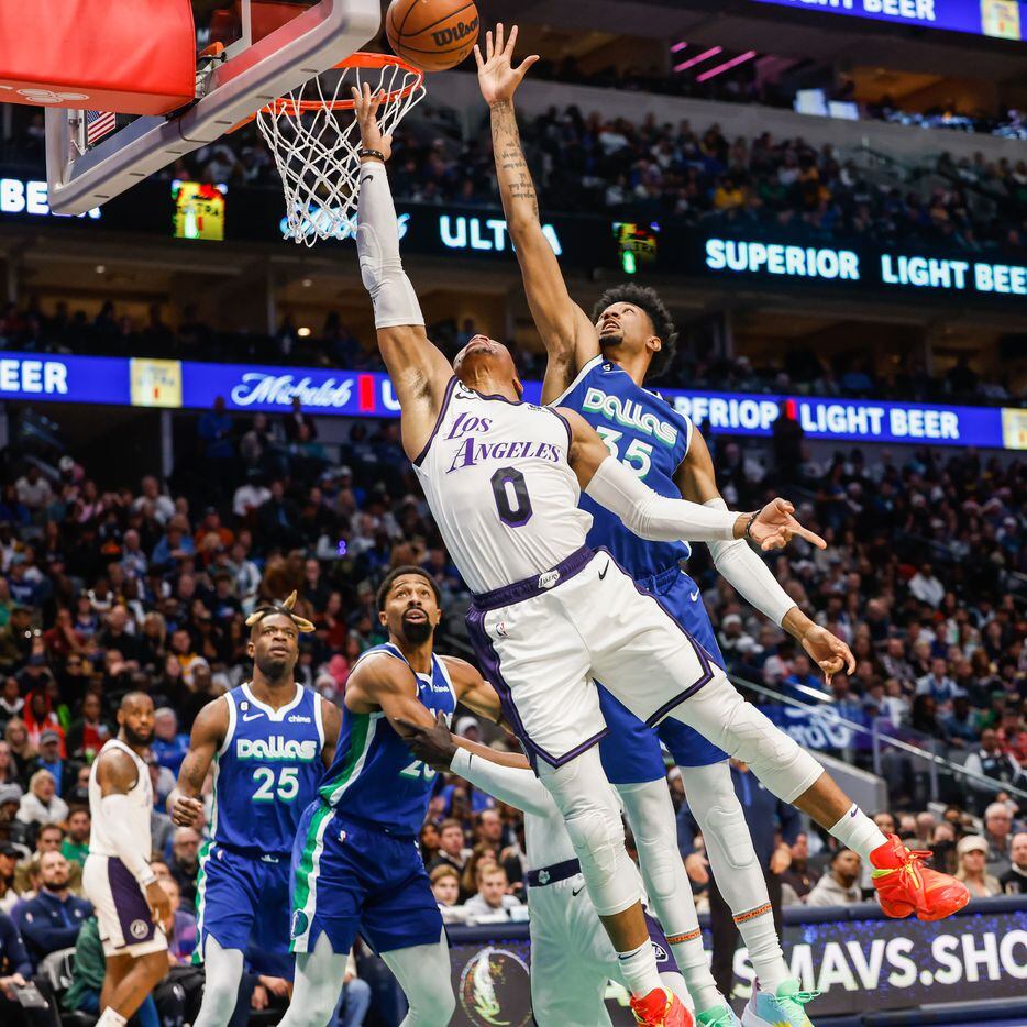 during the second quarter at the American AIrlines Center in Dallas on Sunday, Dec. 25, 2022.