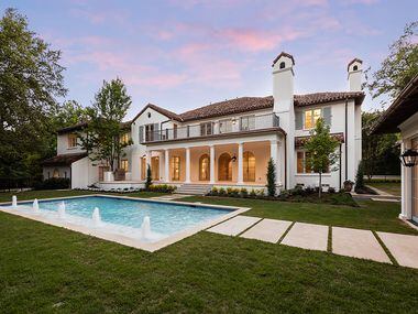 A look at the property at 6810 Turtle Creek Boulevard in Dallas.