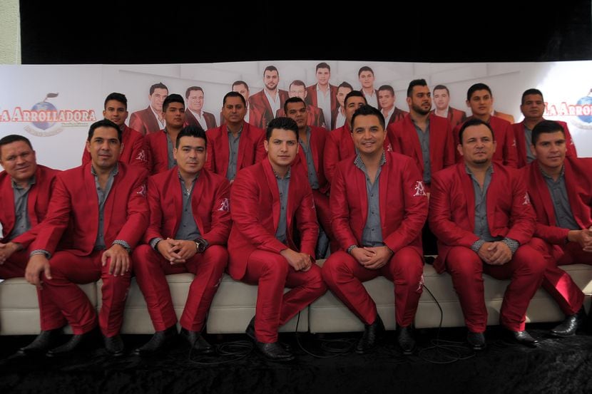 Sobre la salida del cantante Jorge Medina, los integrantes de la Arrolladora Banda El Limón...