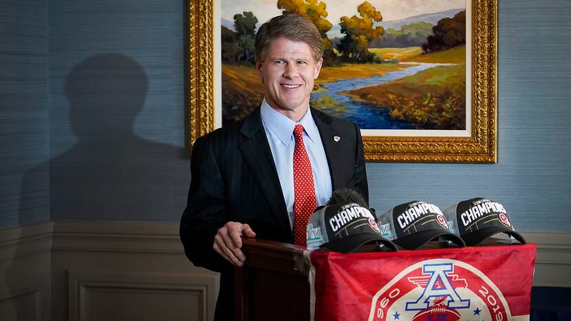 Dallas billionaire Clark Hunt could turn destiny into dynasty with