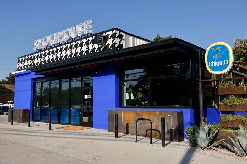 The flamboyant exterior of F1 Smokehouse in Fort Worth doesn't look like any other barbecue...
