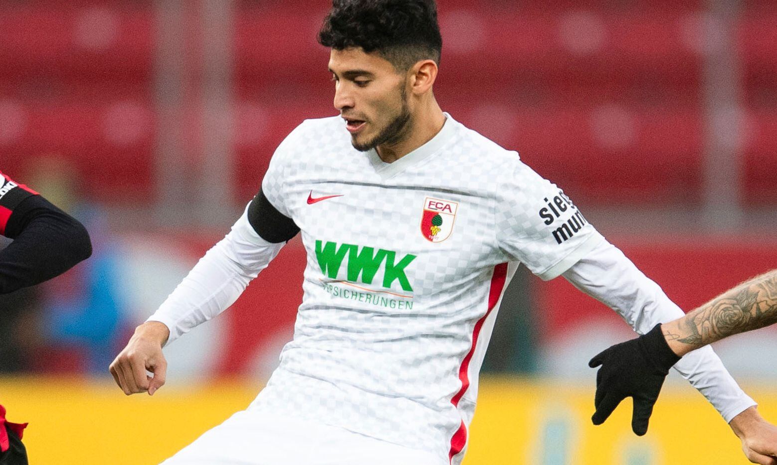 El delantero del FC Augsburg, Ricardo Pepi, no ha podido demostrar su capacidad goleadora en...