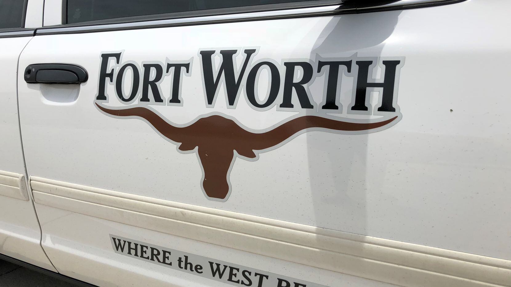 La Policía de Fort Worth llevó a cabo una investigación por el asesinato de un niño de 4...