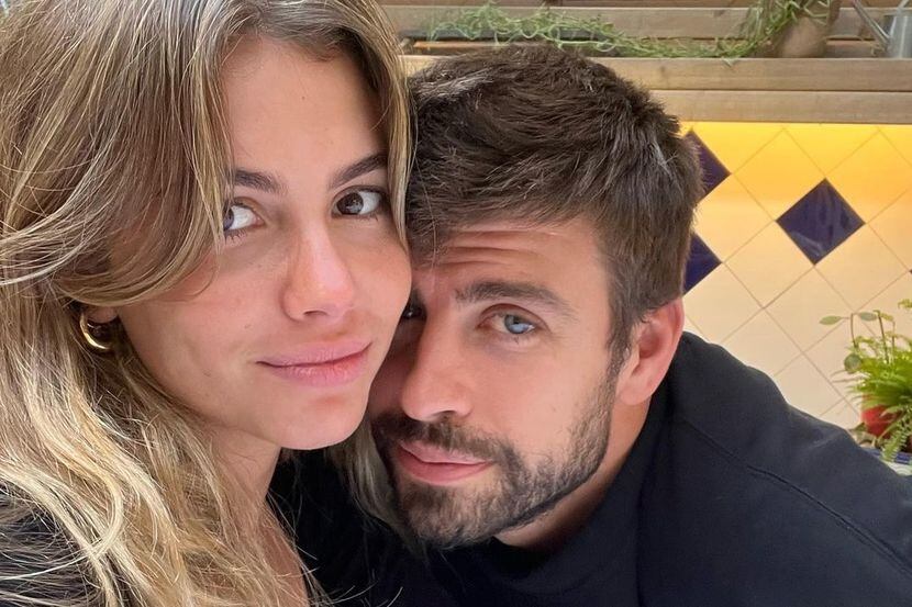 El exfutbolista Gerard Piqué y su nueva novia, Clara Chía.
