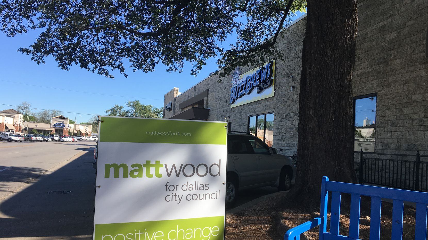 A Matt Wood sign outside the BuzzBrews Lakewood location on Live Oak Street.