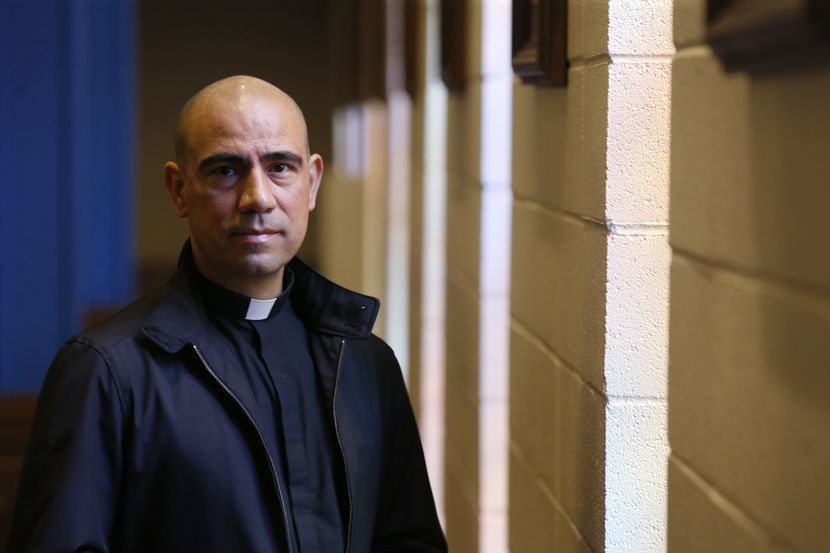 El padre Jesús Belmontes, quien ha estado al frente de la parroquia de San Juan Diego por...