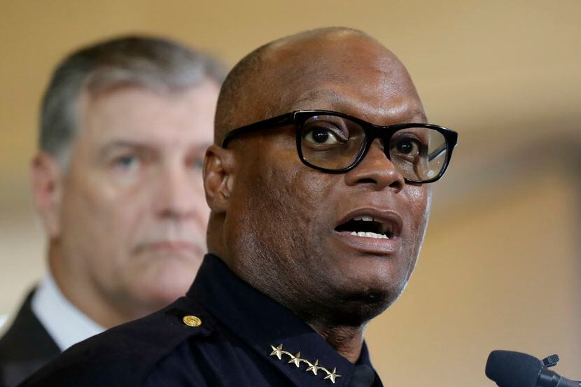 El jefe de la policía de Dallas anunció que se retirará en octubre. /AP
