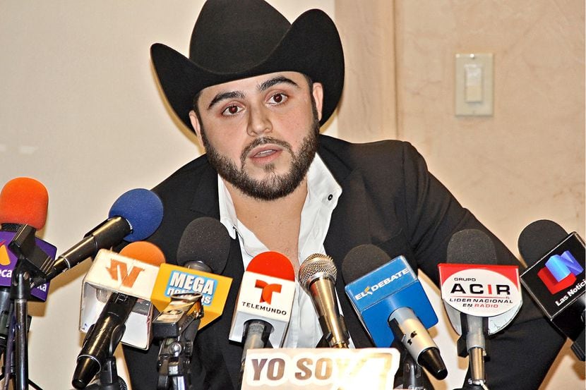 Gerardo Ortiz se reunió  con la prensa en Culiacán por siete minutos para decir que “Fuiste...