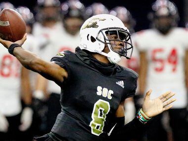 South Oak Cliff High School quarterback Kevin Henry-Jennings (8) throws for a completion during the first half as South Oak Cliff High School played Lovejoy High School in the Class 5A Division II Region II final playoff game at Ford Center in Frisco on Saturday, December 4, 2021. (Stewart F. House/Special Contributor)