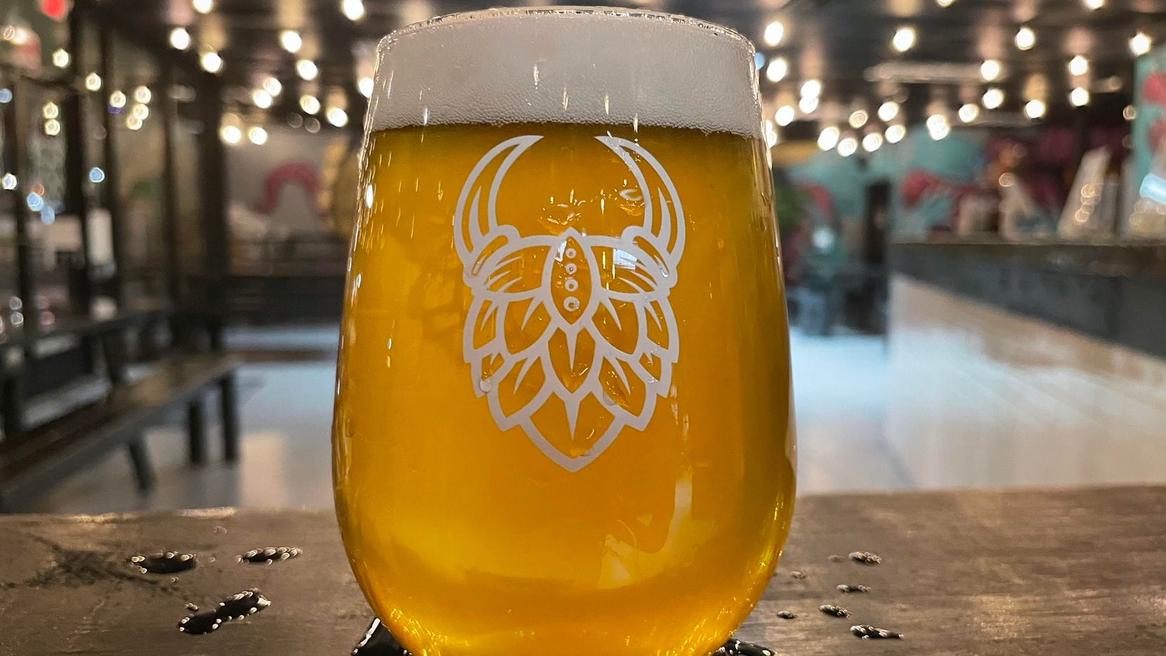Brutal Beerworks in North Richland Hills brewed a new golden ale specifically for Goldee's...