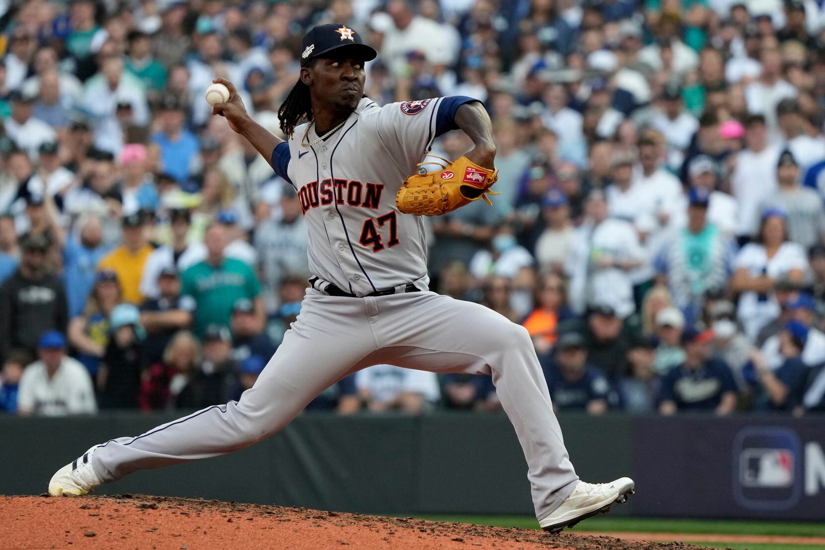 Houston Astros relief pitcher Rafael Montero (47) delivers a pitch against the Seattle...
