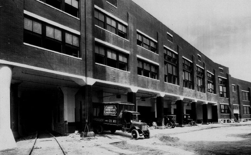 A 1920s photo of Sears' Lamar Street warehouse shows the railroad tunnel through the...