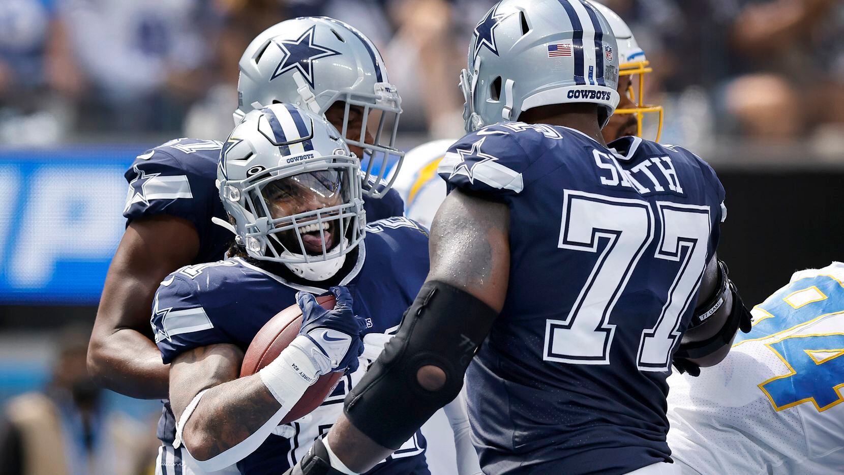 The Dallas Cowboys will have a tough decision to make regarding the futures of running back...