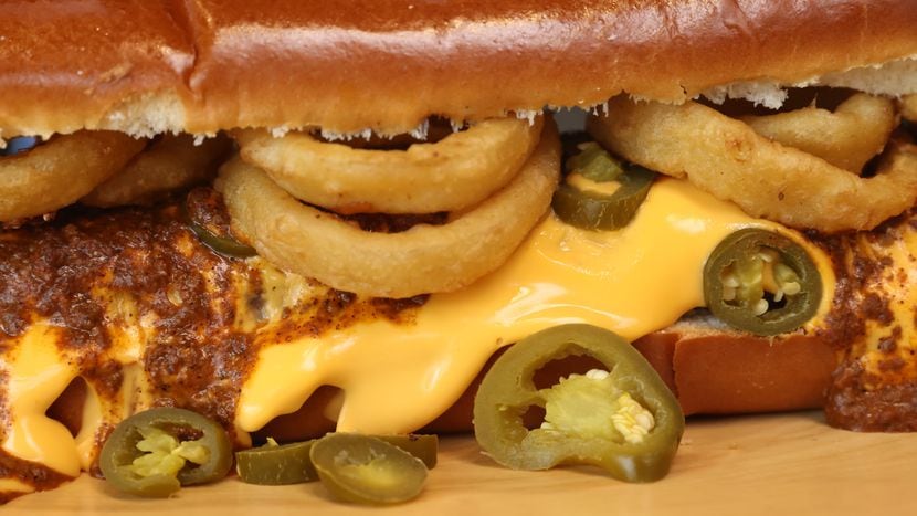 Texas Rangers Opening Day: WFAA tries the 'Boomstick Burger