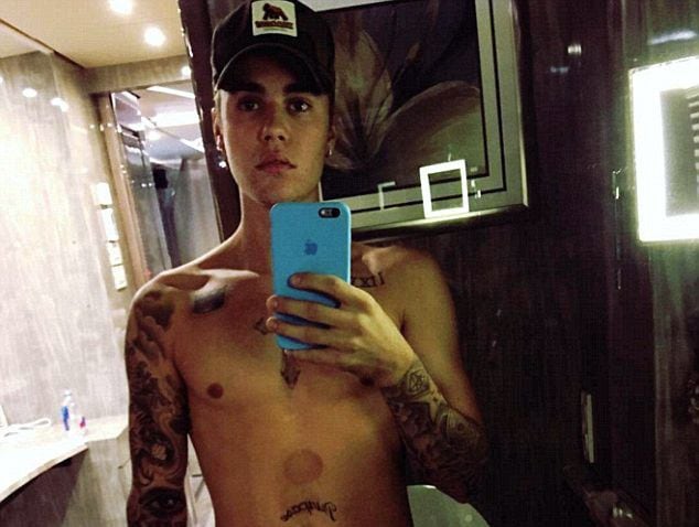 Justin Bieber refleja su estado de ánimo que en esta foto que se tomó en Instagram con...