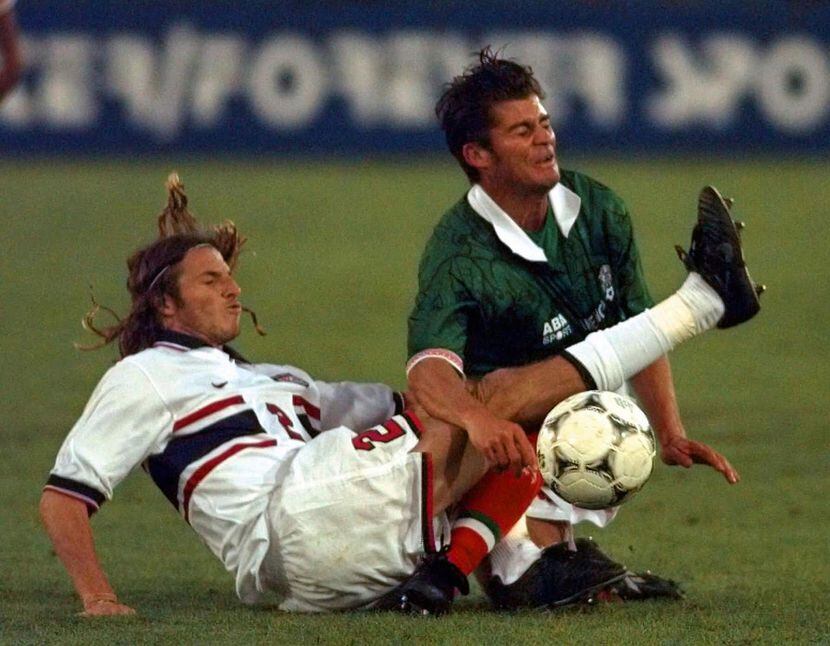 Ramírez y el Tri durante el Mundial de 1998. (AP Photo/Nick Ut)