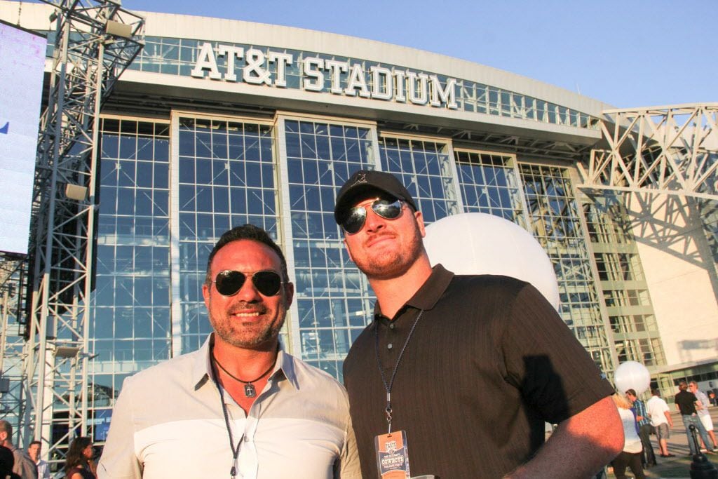 Photos: Troy Aikman, Jason Garrett and more Cowboys at Taste of the NFL