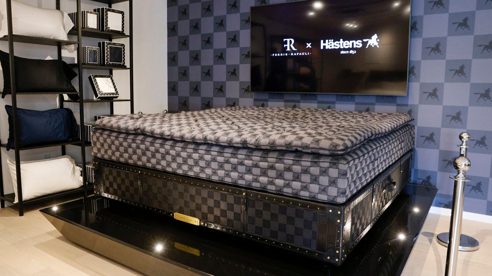 taburete Asco Girar en descubierto Un colchón por $670,000 se vende en la nueva tienda Hästens de Dallas