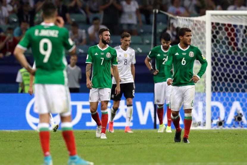 México cayó 4-1 ante Alemania el jueves en las semifinales de la Copa Confederaciones. Foto AP
