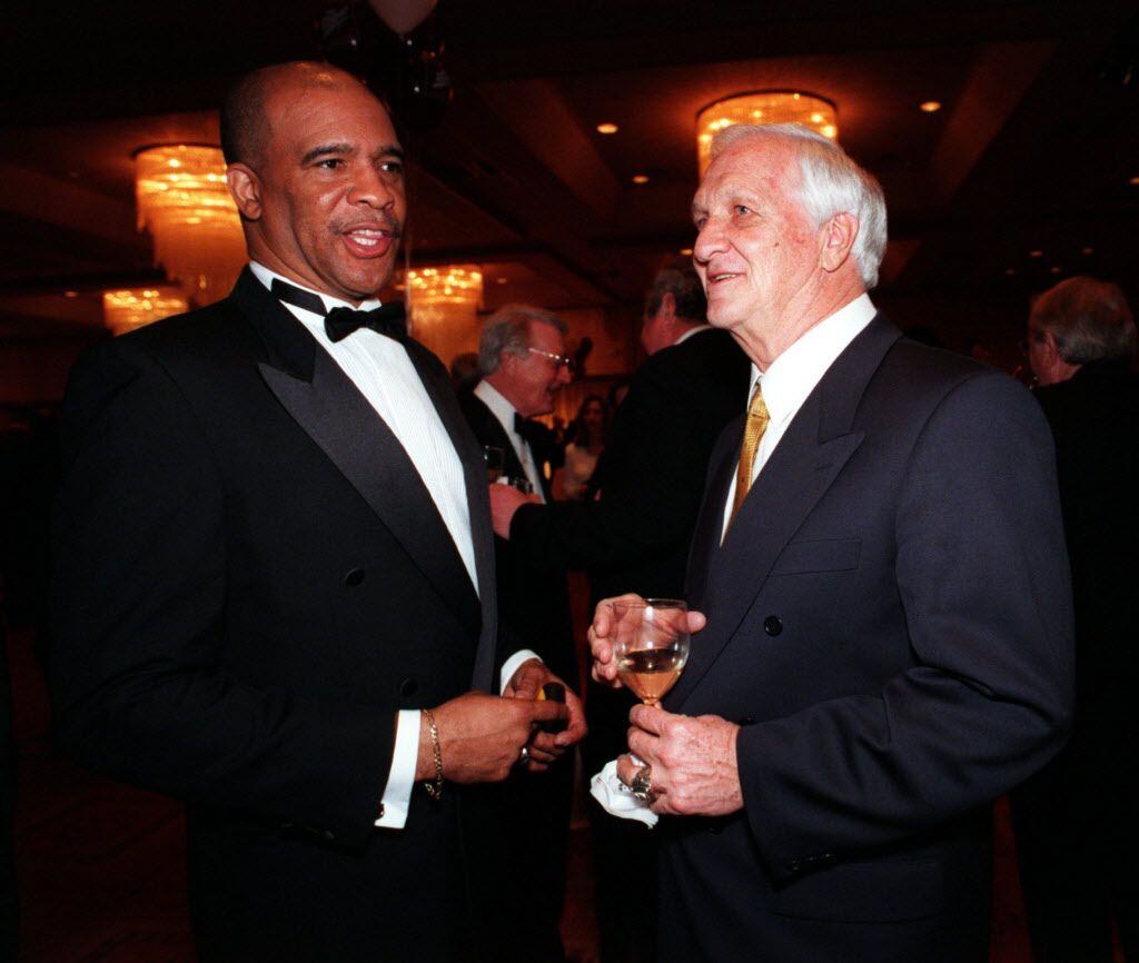 1/19/99 - Doak Walker Awards: Left, Former Cowboys wide  receiver, Drew Pearson chats with...