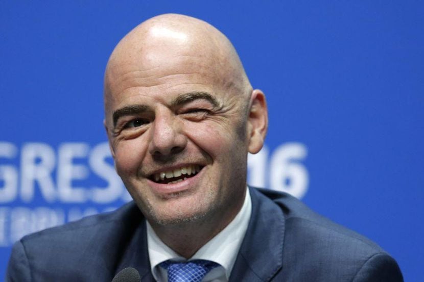 El suizo Gianni Infantino ganó el viernes la presidencia de la FIFA. (AP/MICHAEL PROBST)
