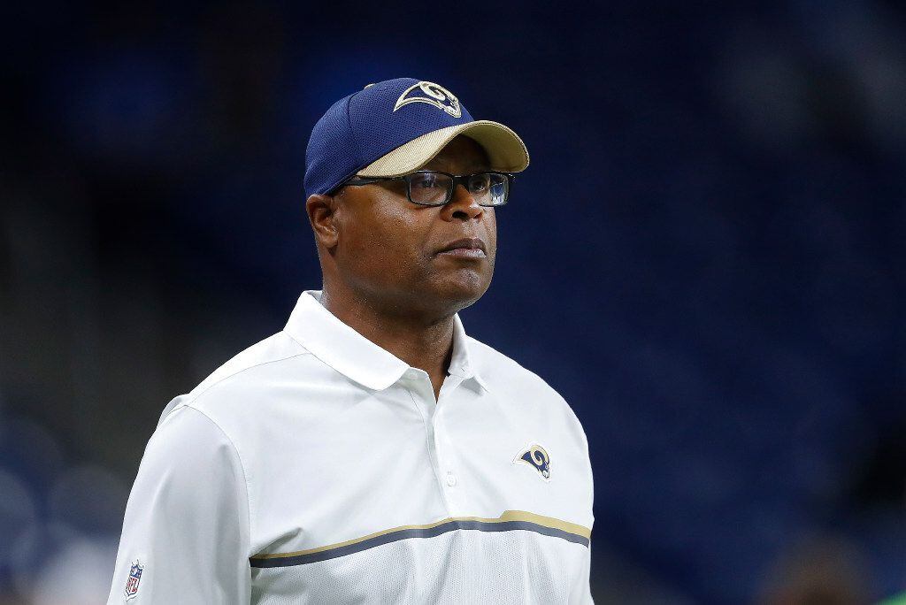 Los Angeles Rams defensive advisor Mike Singletary is shown before an NFL football game...