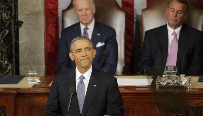 El presidente Barack Obama pronuncia el informe del Estado de la Unión con el vicepreidente...