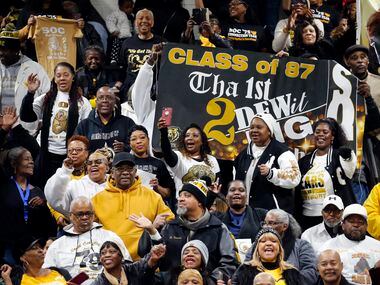 The 1980's alumni of South Oak Cliff High School showed their spirit during a ceremonial...