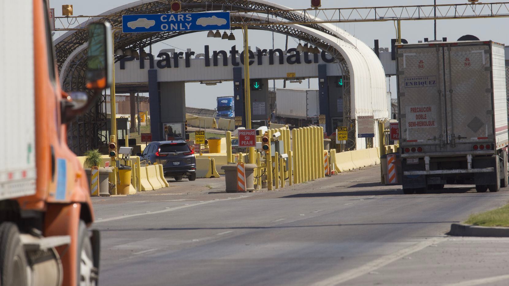 Drivers head south toward the recently reopened Pharr–Reynosa International Bridge on S Cage...