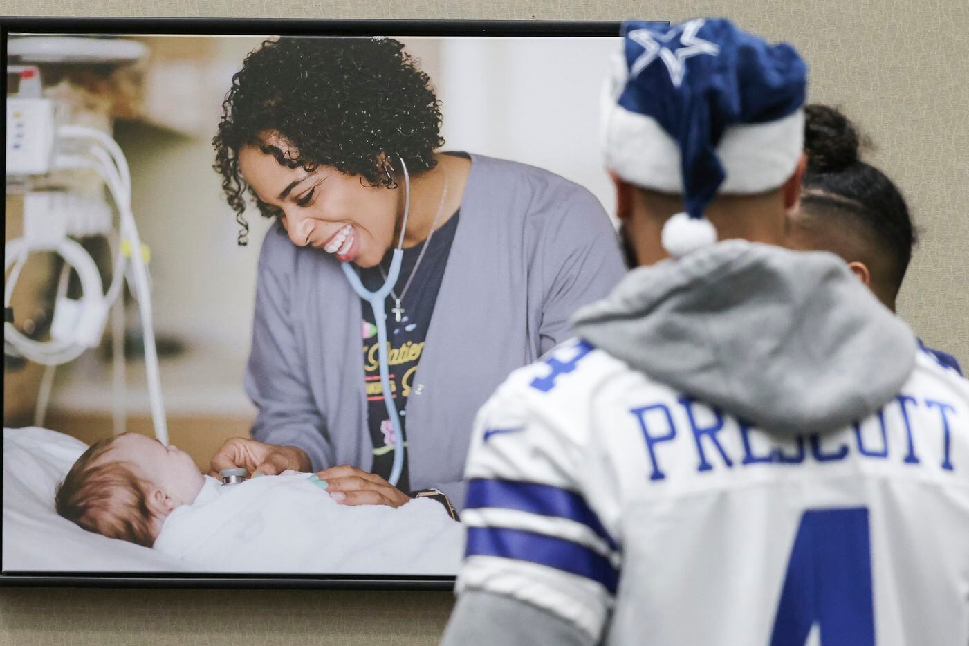 Dallas Cowboys quarterback Dak Prescott at Children's Medical Center Dallas, Monday, Dec....