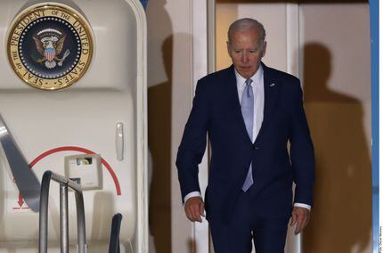 El presidente estadounidense Joe Biden arribó la noche del domingo a l Aeropuerto...